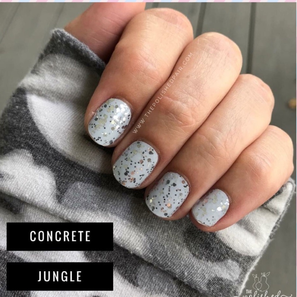 *Retired, HTF* Color Street: Concrete Jungle | Gray Silver Glitter Neutral - Picture 6 of 12